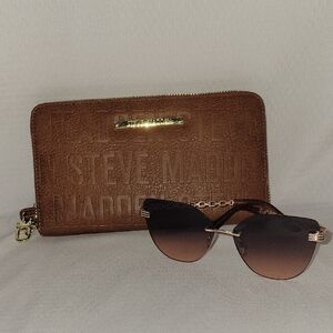 Steve Madden Brown Sunglasses with Matching Wallet Set